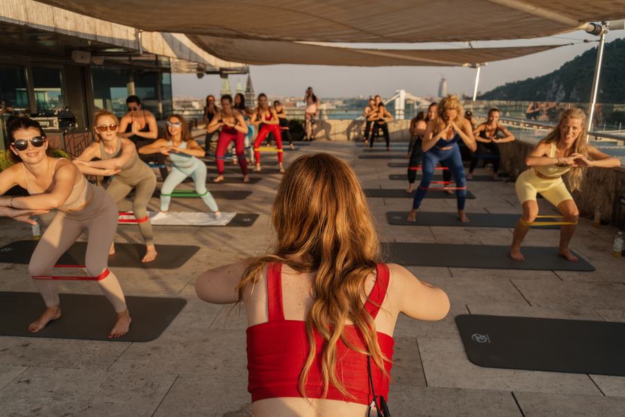 Közösségi pilates óra